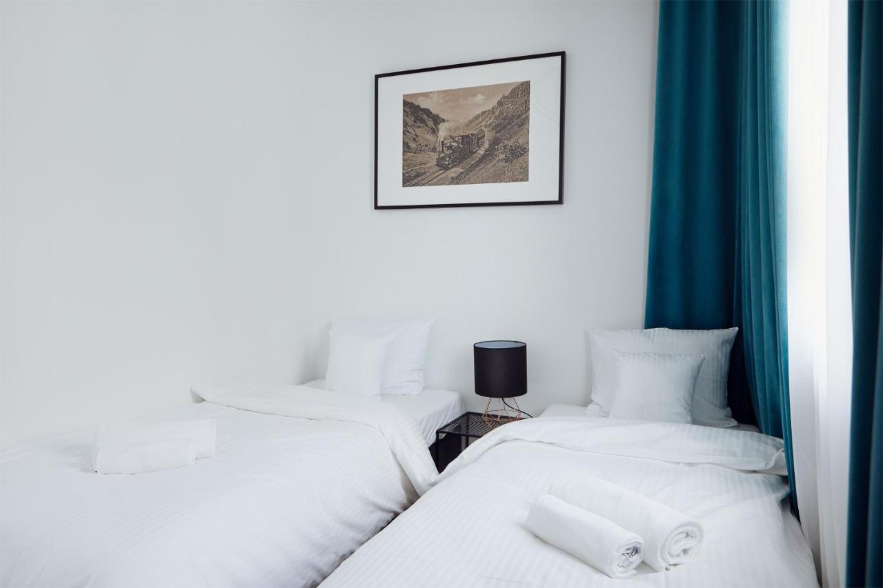 Stary Koszalin Hostel & Hotel Services Екстер'єр фото